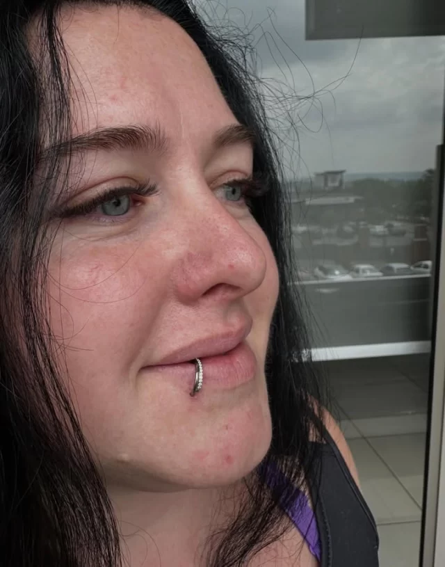 ✨A subtle upgrade that makes all the difference ✨

Jade’s side lip piercing got a final touch before her big day — upgraded to our Twist Pavé Segment Ring, adding just the right amount of sparkle without overpowering her natural look.

Simple. Elegant. Effortless.
Exactly how a bridal upgrade should feel.

Congratulations to Jade — we can’t wait to see this shine down the aisle 💍

📍 Located inside @jadedink_ 
📱 WhatsApp 084 600 5263
💻 www.modifiedmonkey.co.za

#modifiedmonkey 
#lippiercing 
#titaniumjewellery 
#piercingupgrade 
#czjewellery